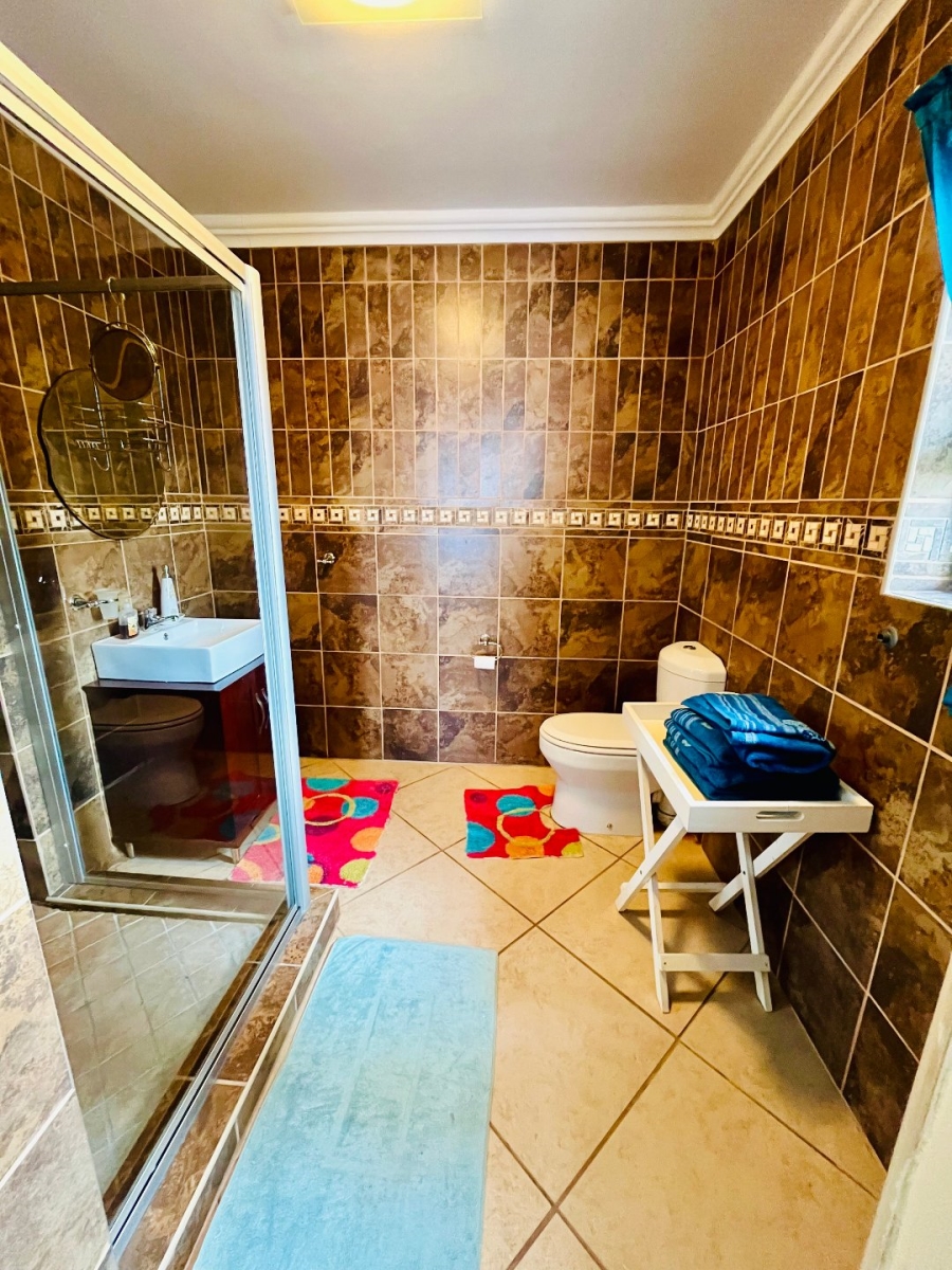 6 Bedroom Property for Sale in Tergniet Western Cape